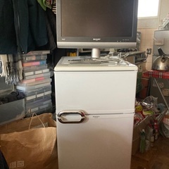 シャープAQUOS20型、2010年モリタ冷蔵庫