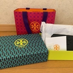 Tory Burch トリーバーチ 折りたたみ財布