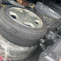 タイヤアルミホイール、18インチ