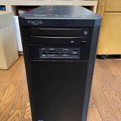 東芝 一体型PC Core-i7、メモリ8G、SSD240GB、MS Office、Blue-ray 