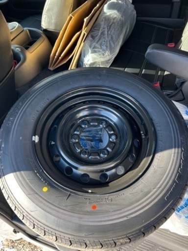 7型ハイエース 新車取外し 夏タイヤ ブリヂストンタイヤ、ホイール