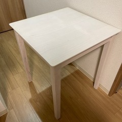 定価3万円 ダイニングテーブル  60cm×60cm ホワイト