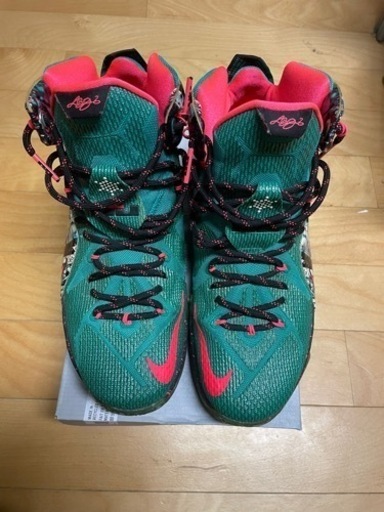 NIKE スニーカー