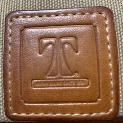 この財布のロゴが何処のか教えて！の画像