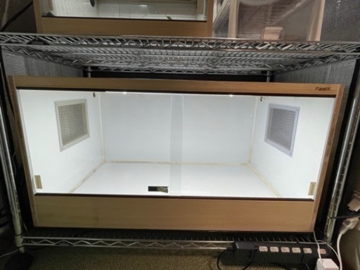 引き取り限定】爬虫類ケージ 木製オーダーケージ