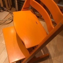 木製椅子　(ストッケ)