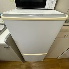 受け渡し予定者決定)冷蔵庫　パナソニック　　NR-B143W