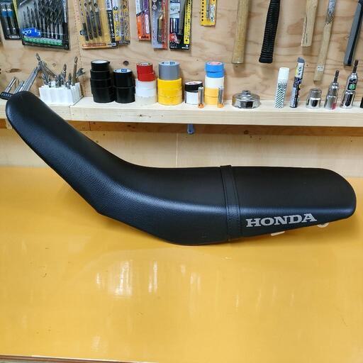 ホンダ 美品【送料込み】ホンダ CRF250ラリー・MD44・純正シート