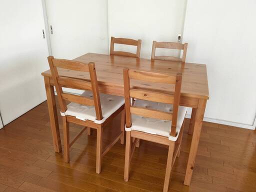 ☆ 値下げしました。IKEA ヨックモック テーブル＆チェア4脚 