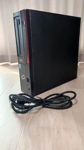 富士通 FUJITSU パソコン　ESPRIMO D583/KX  Win11、Corei5、8GBメモリー
