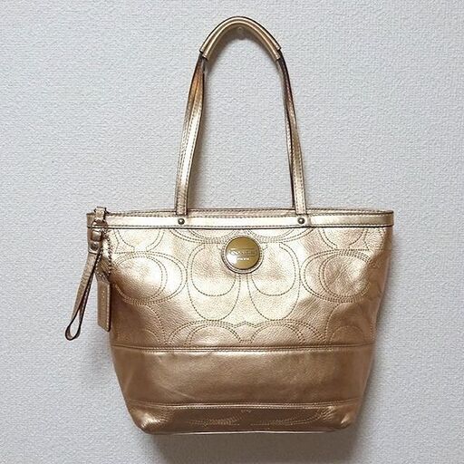 正規品　COACH コーチ　シグネチャー　ストライプ ステッチメタリックトートバッグ　ハンドバッグ　ゴールド F18877