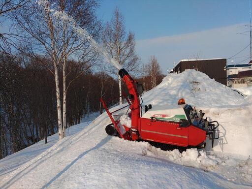札幌　34馬力　除雪機　ワドーWADO SS347ADHN 2段オーガ　未整備　クローラーひび割れなし　ローリング油圧シリンダー漏れあり 札幌 34馬力 除雪機 ワドーWADO SS347ADHN 2段オーガ 未整備