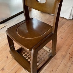 コイズミ　椅子2