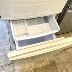 SHARP 2ドア 冷蔵庫 どっちもドア 2018 137L 学生 一人暮らし 中古 家電 SHARP 2ドア 冷蔵庫 どっちもドア 2018 137L 学生 一人暮らし 中古 家電