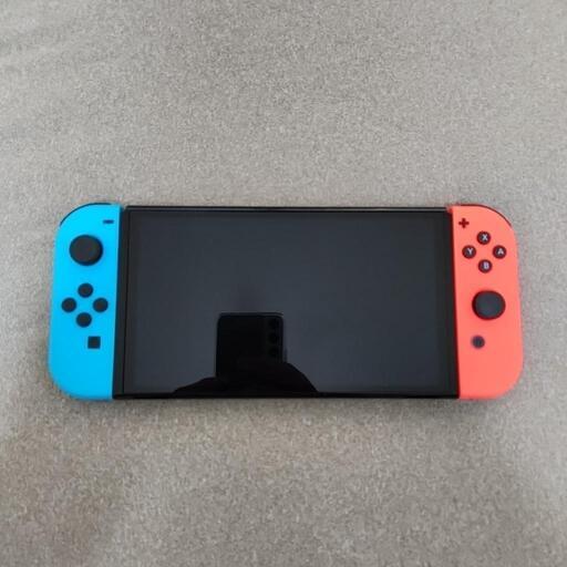お取り引き中【極美品】Nintendo　Switch　有機EL　HEG-S-KABAA　ソフト付(ポケモンスカーレット)