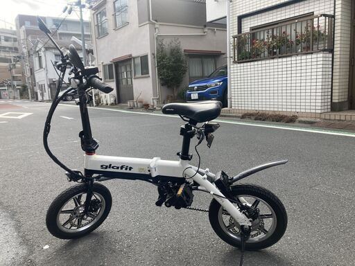 233KM 美品　人気商品！！！！　glafitバイク GFR-01 低走行車