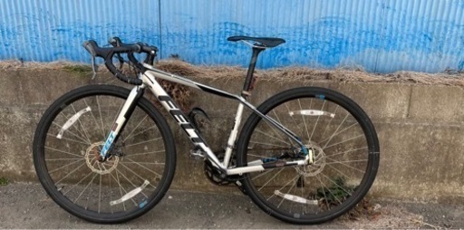 大人 可愛い 服  FELT ディスクブレーキ付きロードバイク 自転車本体