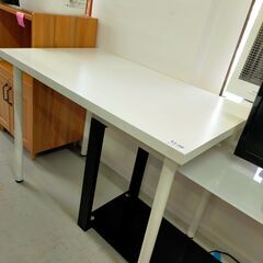 IKEA　テーブル　NO552