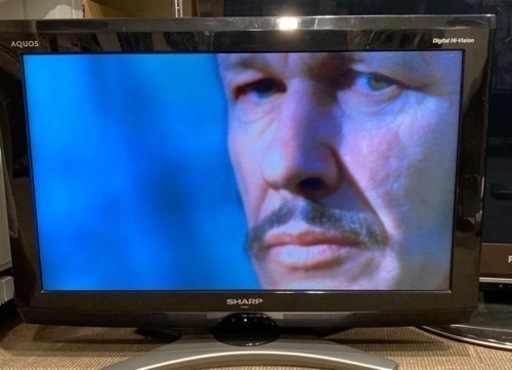 シャープ 液晶テレビ 26インチ 2010年製
