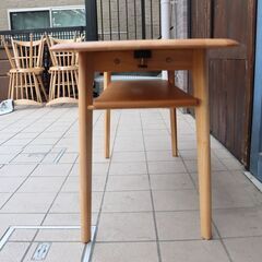 DAIMARU(家具の大丸)よりROASTⅡ(ローストツー) アルダー無垢材 伸長式