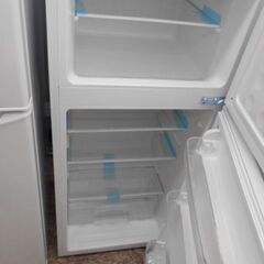 ＩＤ：958030　冷蔵庫2ドア　【メーカー】【幅 】：47ｃｍ【高さ】：112ｃｍ【奥】：ｃｍ【年式】22年【容量】Ｋ130　Ｌ(定休なし)