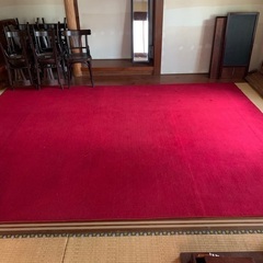 絨毯　3.8m × 2.6m 