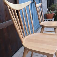 QUON(クオン)取り扱い、ポーランドのチェアメーカーFAMEG(ファーメグ