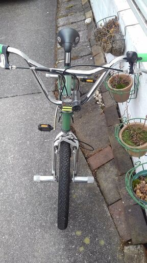 BMX・RUPTION【イギリスに本拠地を置く、Ruption ラプション】