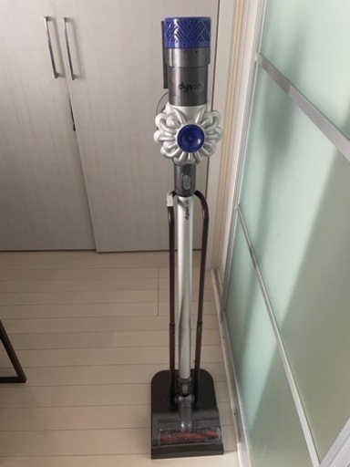 dyson v6 本体・充電ケーブル