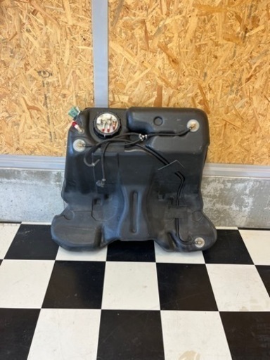 引取り限定!! 燃料タンク フューエルタンク S14 S15 シルビア 引取り限定!! 燃料タンク フューエルタンク S14 S15 シルビア