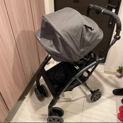 現行モデル！コンビ ベビーカー（Combi）ラベリタ 専用雨除けカバー付き！グレー×ブラック 現行モデル！コンビ ベビーカー（Combi）ラベリタ 専用雨除けカバー