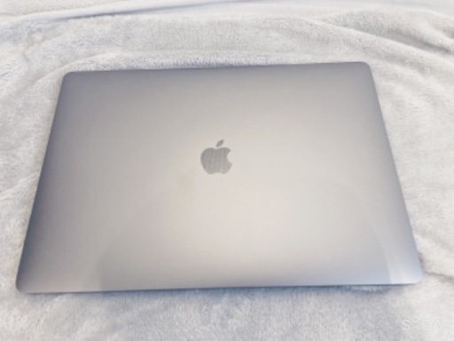 MacBook Pro 15inch 2018 512GB www.islampp.com
