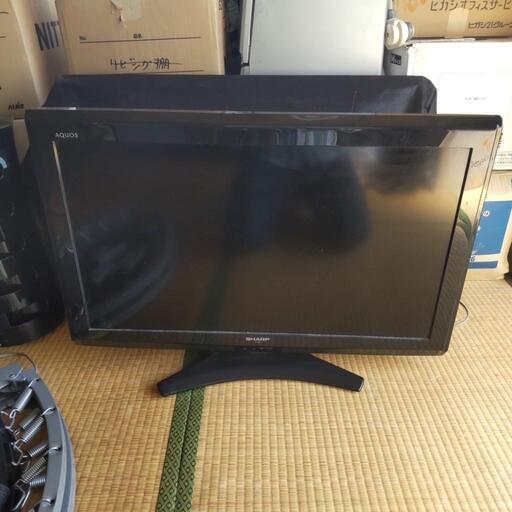 シャープ AQUOS 液晶カラーテレビ LC-32E9 2012年製