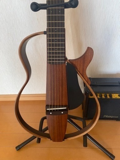 YAMAHA SLG200S NT 保証期間内 アンプ付き YAMAHA SLG200S NT 