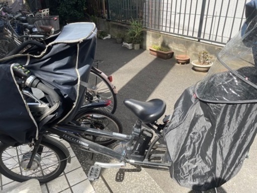 フラッカーズ電動アシスト自転車前後チャイルドシート付き