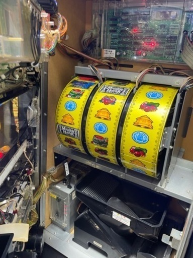 スロット台 実機 月下雷鳴 メダル不要機 エンターライズ モンスターハンター月下雷鳴実機 【コイン不要機付き】