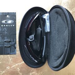 オークリー正規品　スポーツサングラス　替レンズあり　超美品！
