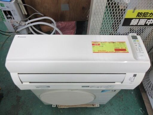 K04117　ダイキン　2019年製　中古エアコン　主に10畳用　冷房能力　2.8KW ／ 暖房能力　3.6KW