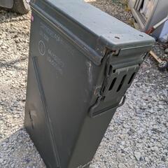 米軍放出品 アンモボックス 81mm 迫撃砲 コンテナ 弾薬箱 ショート