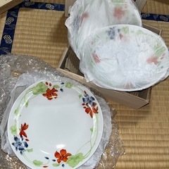 受渡決まりました！【新品】カレー皿 3枚セット×2箱 お花柄