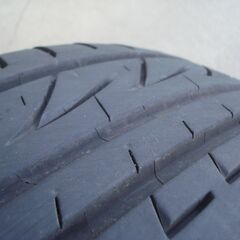 バリ山　ブリヂストン　ルフトRV　225/50R18　中古　ミニバン