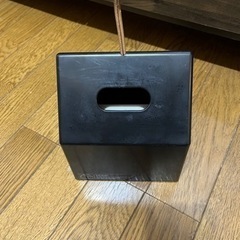 ティッシュボックスケース　定価約1000円