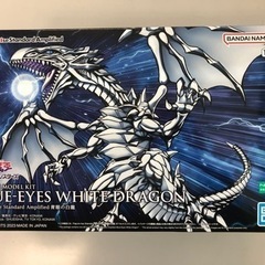 【新品】ブルーアイズホワイトドラゴン　プラモデル