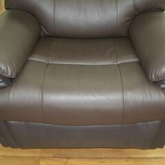 R230 YAMADA オリジナル1人掛電動ソファ本革ダークブラウン色  幅98 cm USED・美品