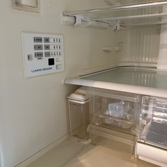 冷蔵庫 パナソニック NR-F568 555L