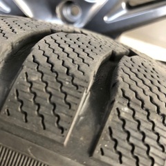 スタッドレスタイヤ4本セット　215/55R 17