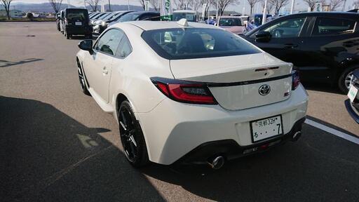 値下げ 半額 新型 GR86 純正マフラー お得 | bdmpiura.com