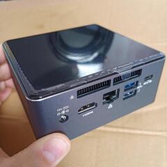 NUC7i3BNH　 小型パソコン　intel　純正