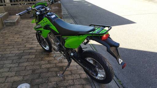 Ｄ－トラッカー１２５