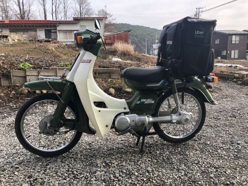 前後タイヤ新品にしました。ウーバーイーツ仕様 ② YAMAHA タウンメイト50